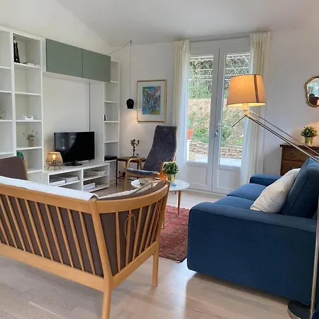 Holiday home Neuve Romantique Montbrun-des-Corbieres